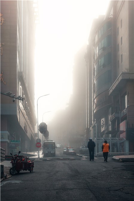 «Туманный Альбион китайского городка», город Суйфэньхэ. (Андрей Кровлин)