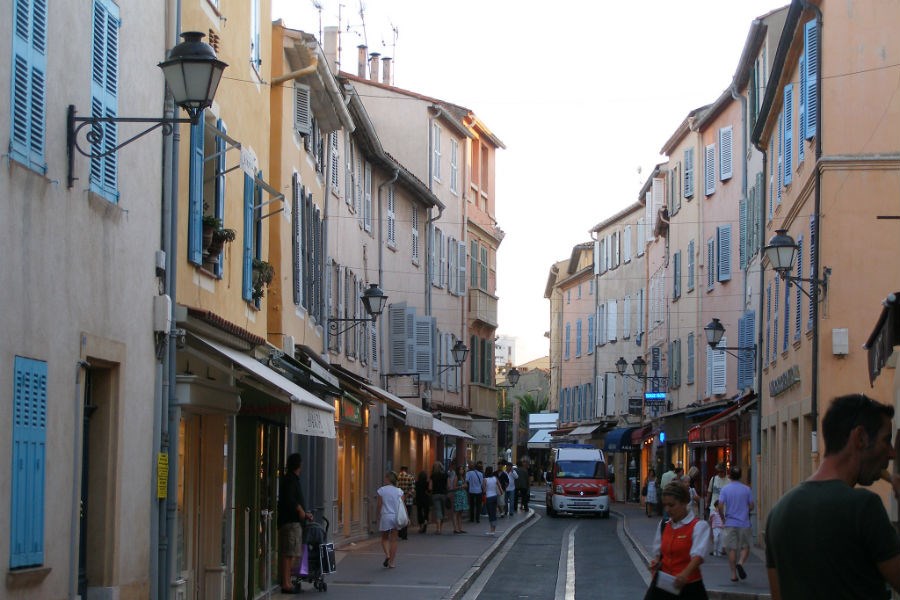 Узкие улицы Сен-Тропе