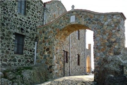 Кипрский монастырь Ставровуни