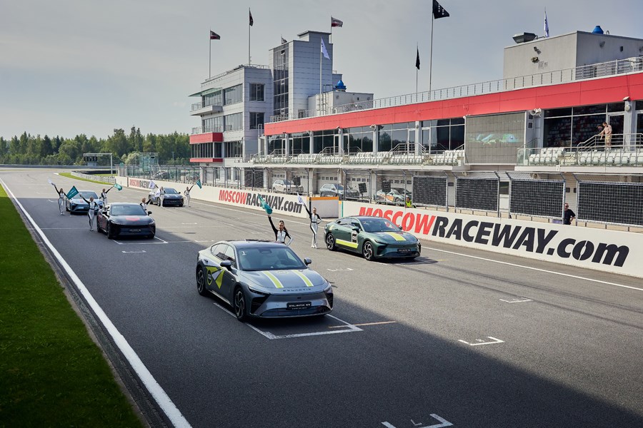 Горячий старт на Moscow Raceway
