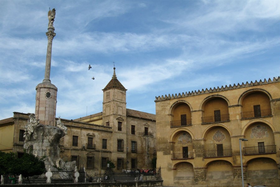 Триумфальная колонна Сан-Рафаэля