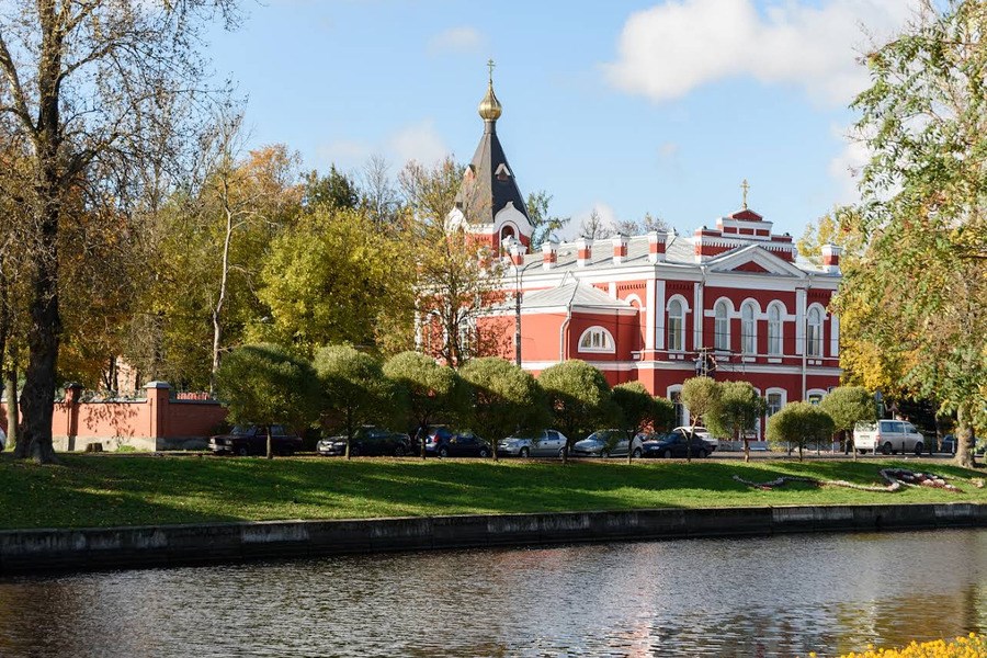 Колпино